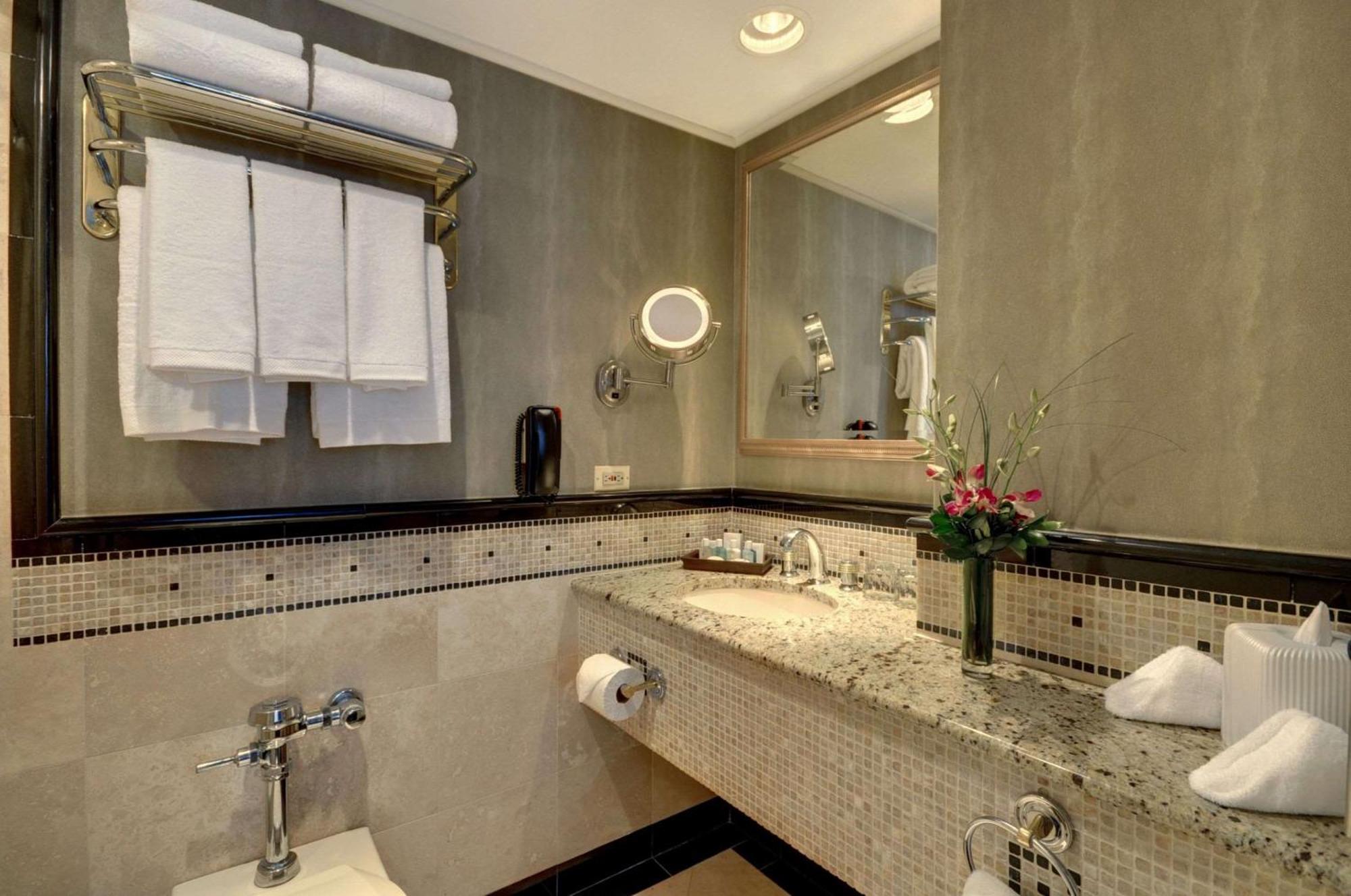 The Whitehall Hotel, Best Western Premier Collection Chicago Ngoại thất bức ảnh